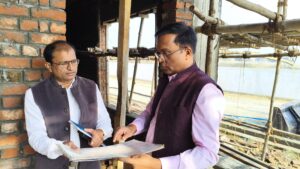 जनपद शाहजहांपुर स्मार्ट रोड एवं सर्किट हाउस निर्माण कार्यों का जिलाधिकारी ने किया स्थलीय निरीक्षण